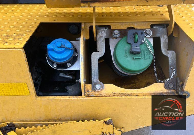 2020 John Deere 844L  wheel loader