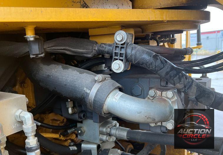 2020 John Deere 844L  wheel loader