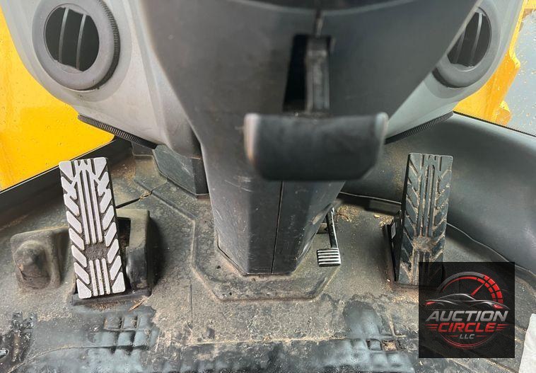 2020 John Deere 844L  wheel loader