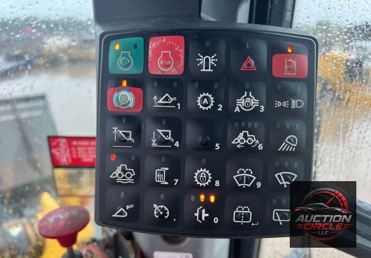 2020 John Deere 844L  wheel loader
