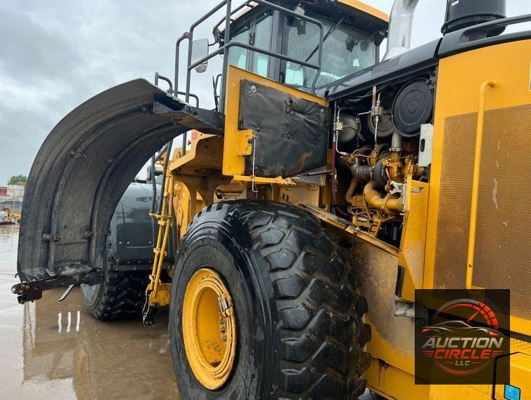2020 John Deere 844L  wheel loader