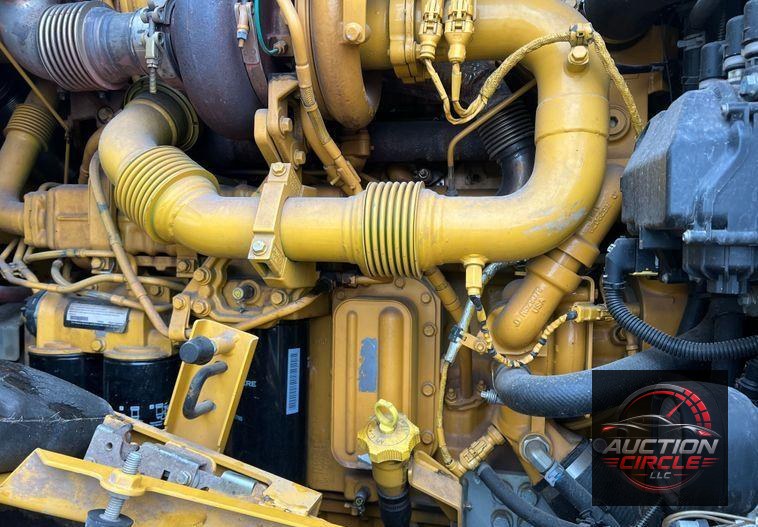 2020 John Deere 844L  wheel loader