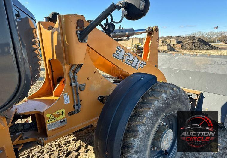 2016 Case 321F  wheel loader