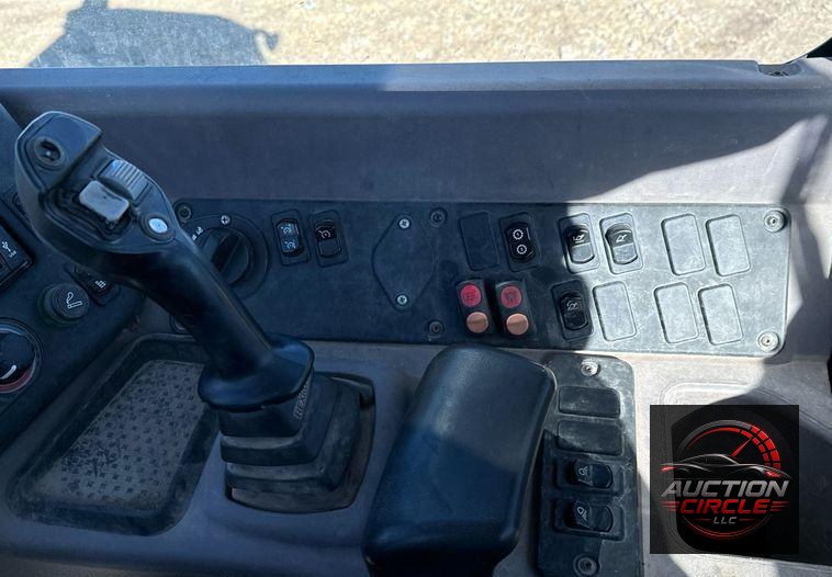 2016 Case 321F  wheel loader