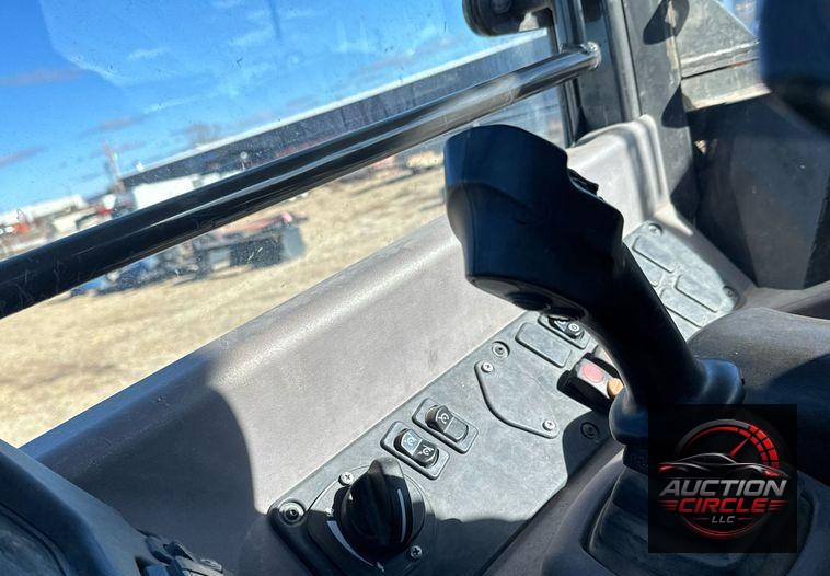 2016 Case 321F  wheel loader