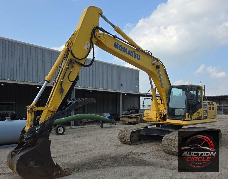 2013 Komatsu PC240LC-10 excavator