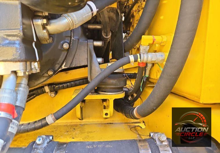 2013 Komatsu PC240LC-10 excavator