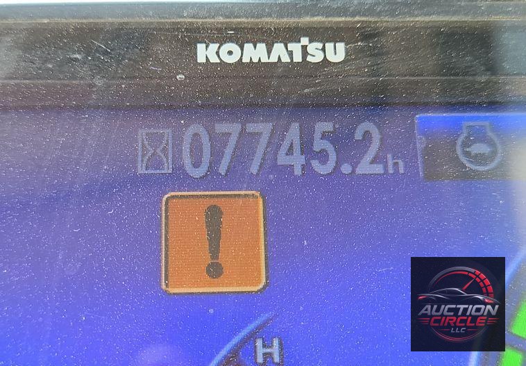 2013 Komatsu PC240LC-10 excavator