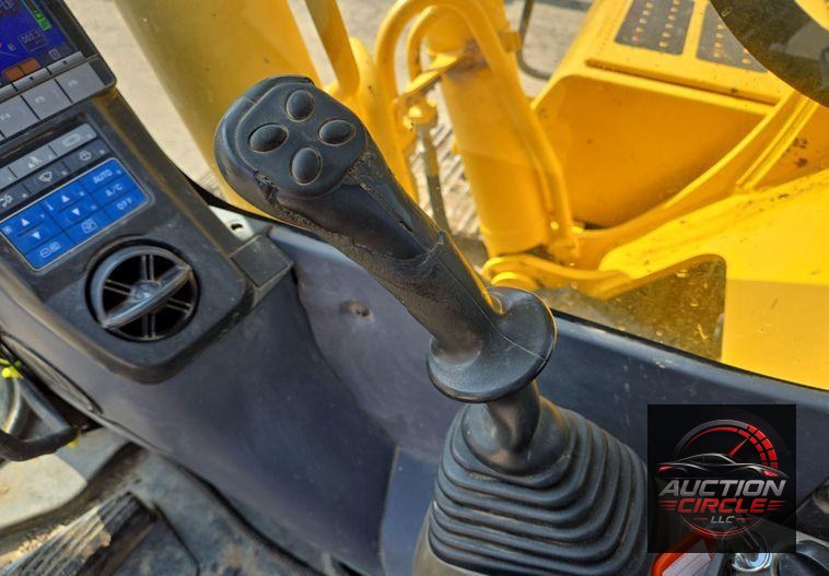 2013 Komatsu PC240LC-10 excavator