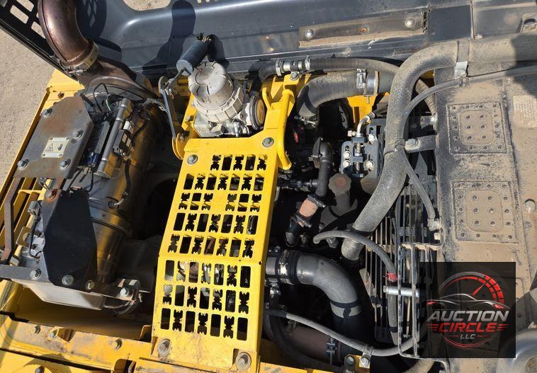 2013 Komatsu PC240LC-10 excavator