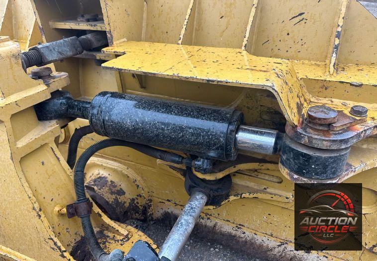 2013 Caterpillar D6N LGP dozer