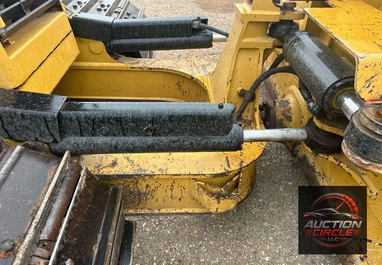 2013 Caterpillar D6N LGP dozer