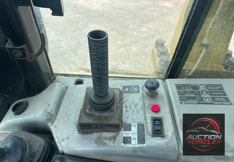 2013 Caterpillar D6N LGP dozer