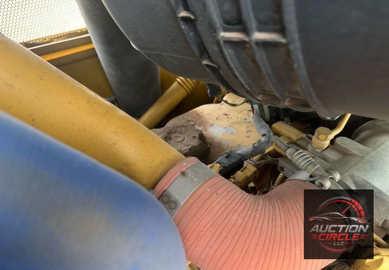 2013 Caterpillar D6N LGP dozer