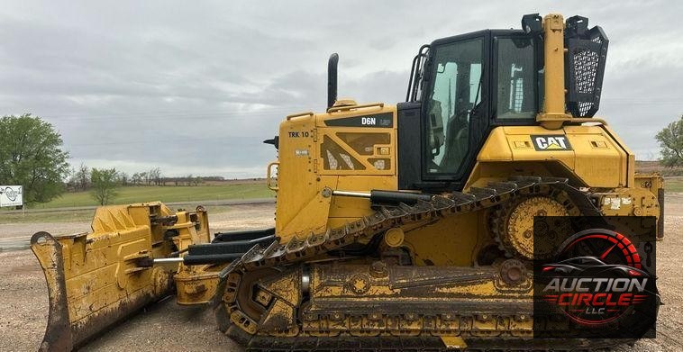 2013 Caterpillar D6N LGP dozer