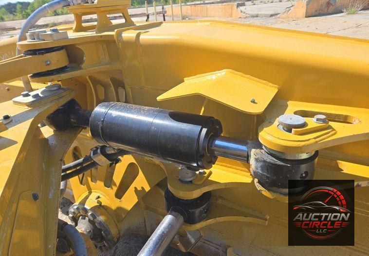 2024 Caterpillar D6XE LGP dozer