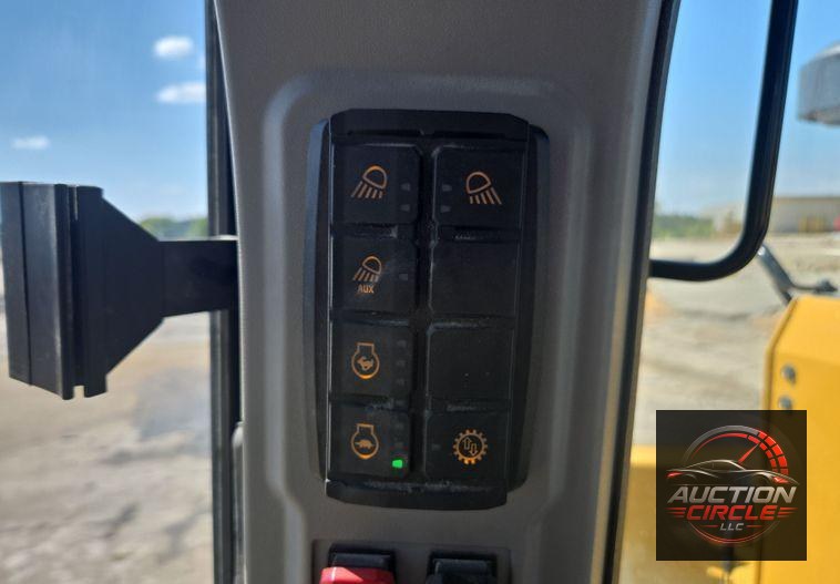 2024 Caterpillar D6XE LGP dozer