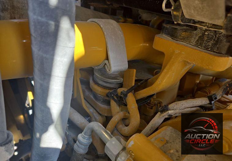 2024 Caterpillar D6XE LGP dozer