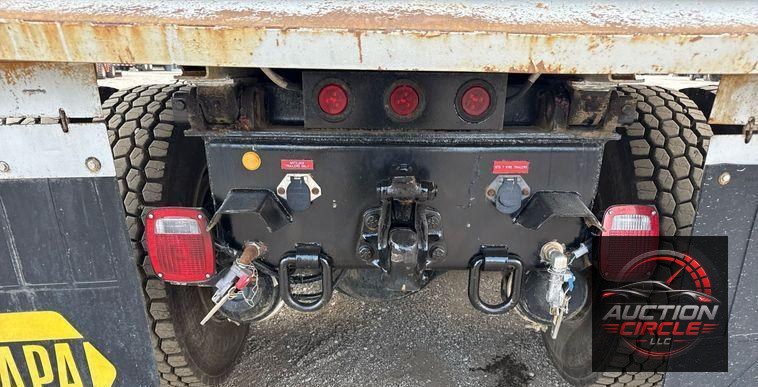 2003 Freightliner FL112 dump truck