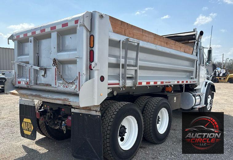 2003 Freightliner FL112 dump truck