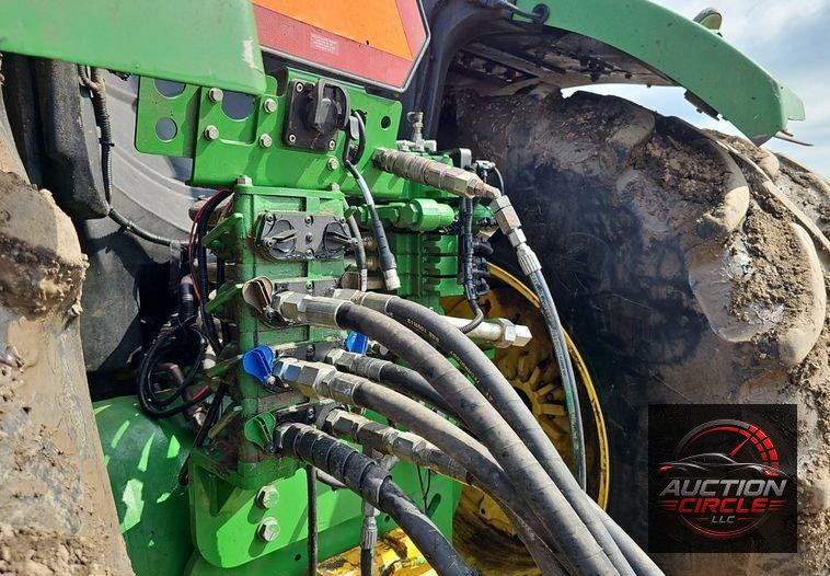 2019 John Deere 9520R Scraper Special 4WD tractor