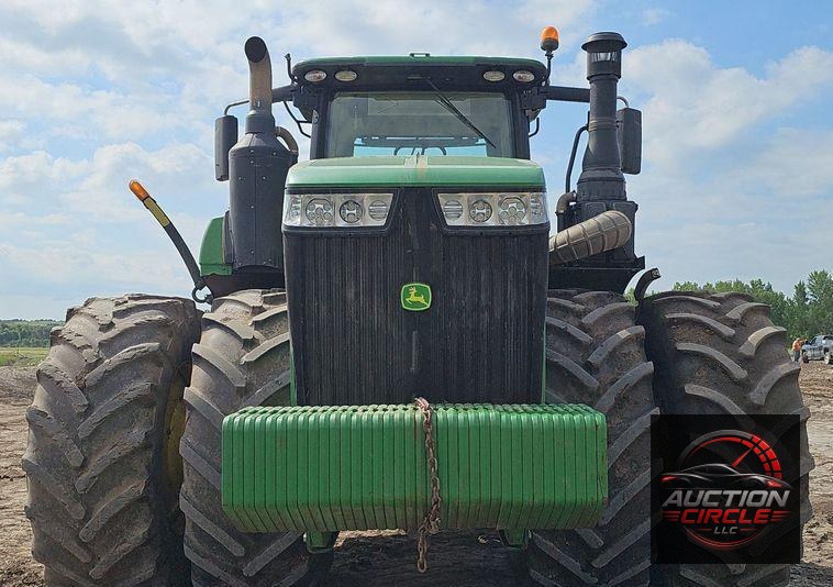 2019 John Deere 9520R Scraper Special 4WD tractor