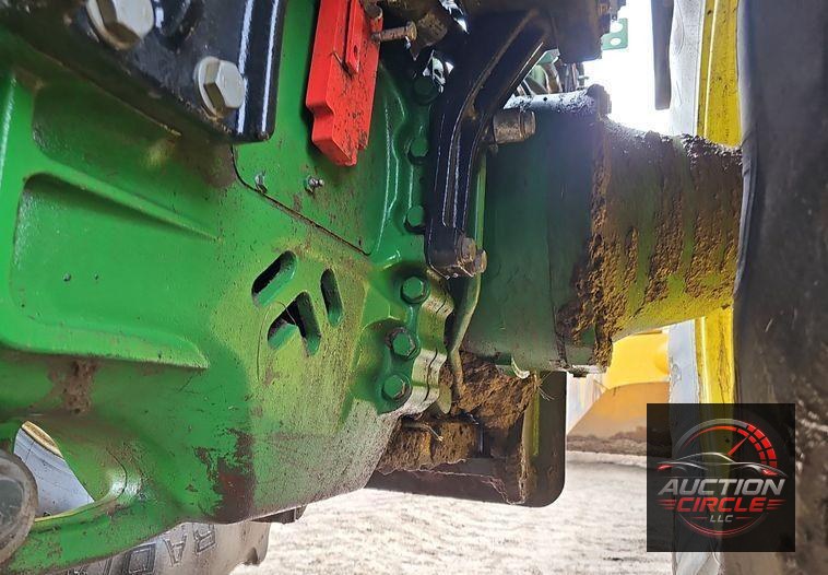 2019 John Deere 9520R Scraper Special 4WD tractor