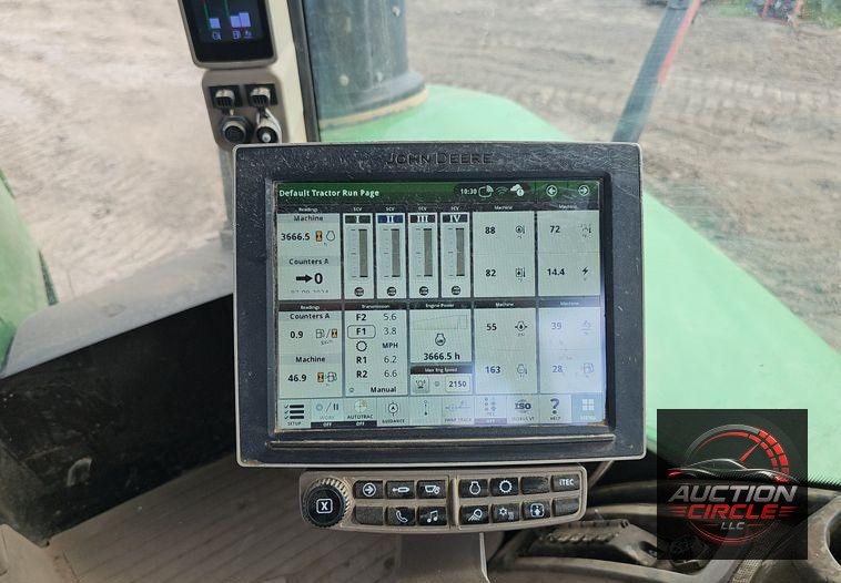 2019 John Deere 9520R Scraper Special 4WD tractor