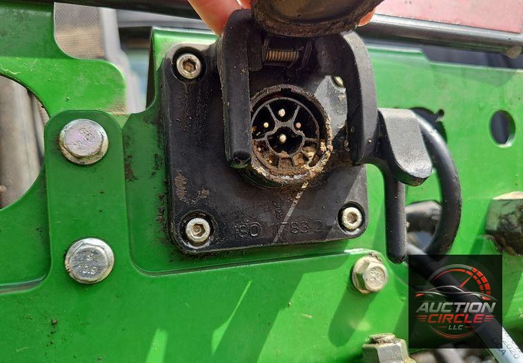 2019 John Deere 9520R Scraper Special 4WD tractor