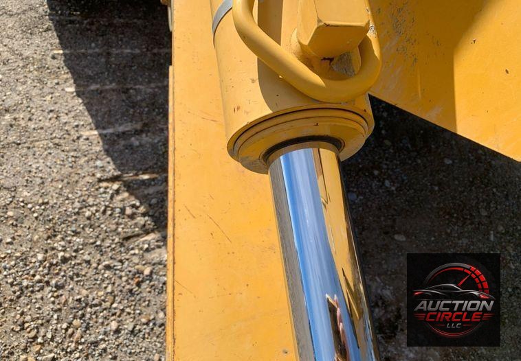 2015 John Deere 755K track loader
