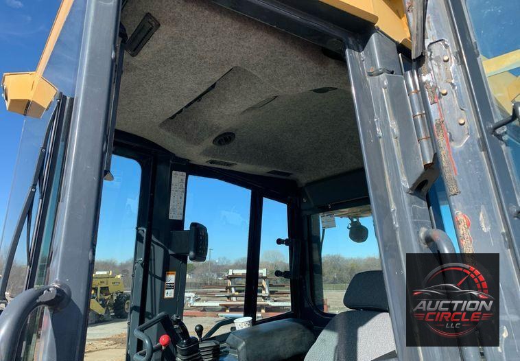 2015 John Deere 755K track loader