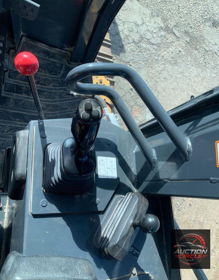 2015 John Deere 755K track loader