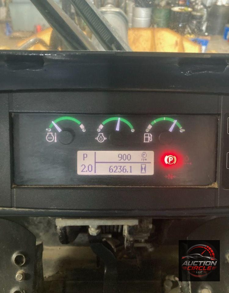 2015 John Deere 755K track loader