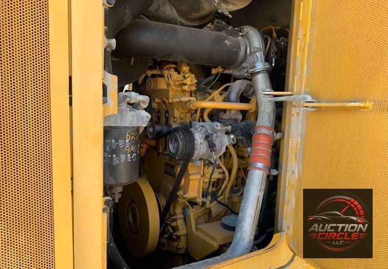 2015 John Deere 755K track loader