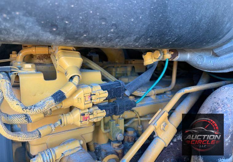 2015 John Deere 755K track loader