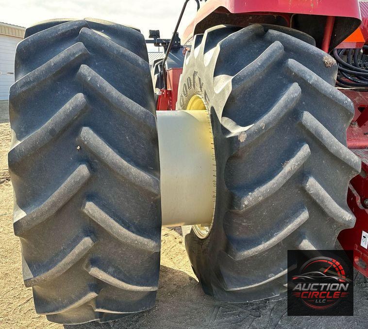 2014 Versatile 2375 tractor
