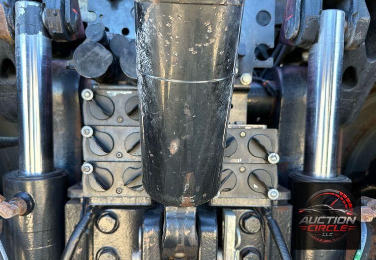 2017 Case IH Magnum 250 MFWD tractor
