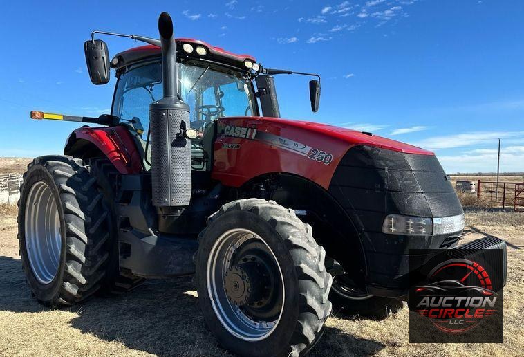 2017 Case IH Magnum 250 MFWD tractor