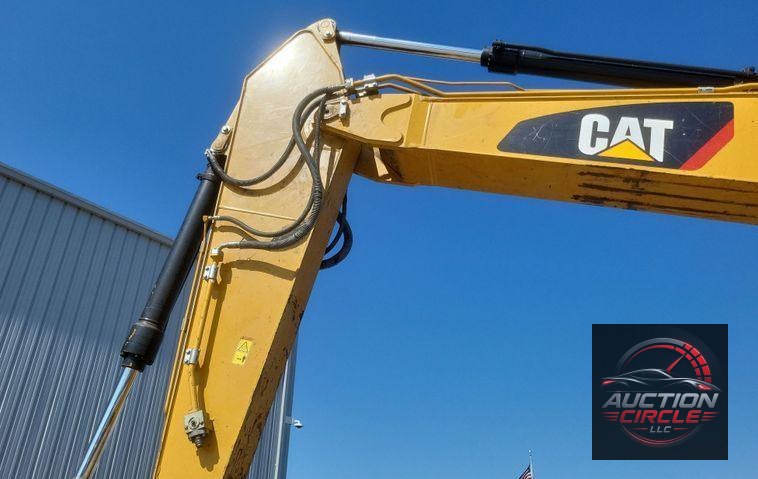 2019 Caterpillar  326F L excavator