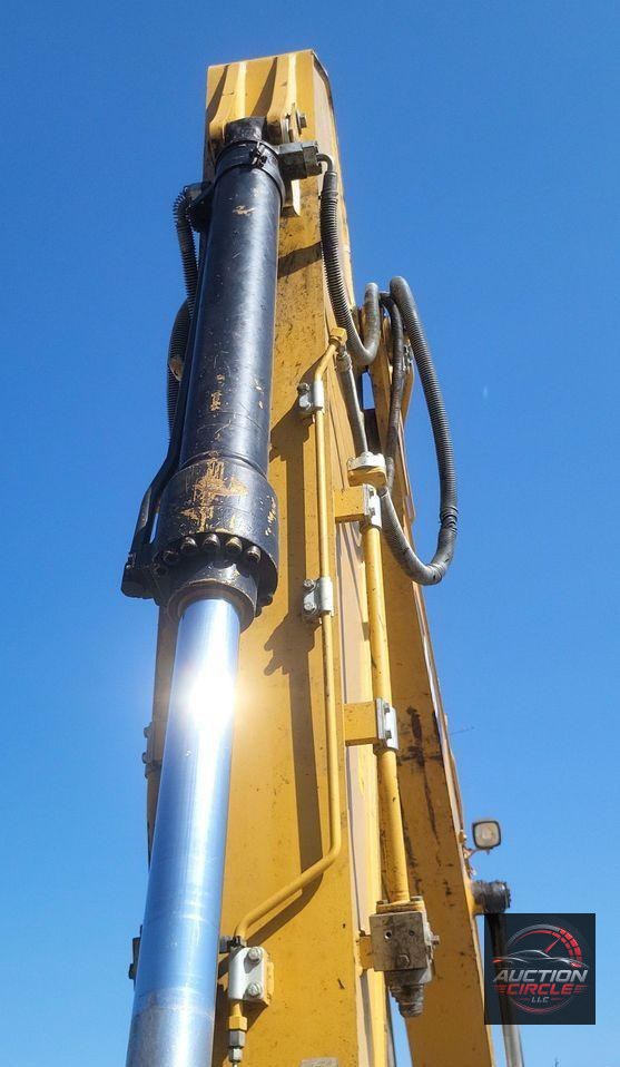 2019 Caterpillar  326F L excavator
