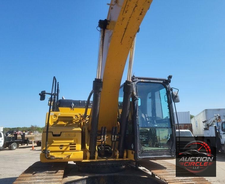 2019 Caterpillar  326F L excavator