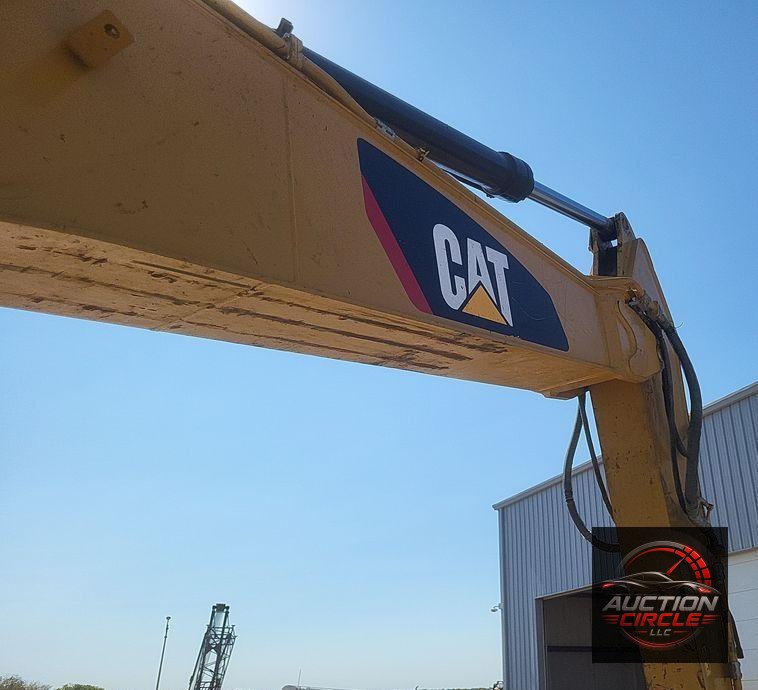 2019 Caterpillar  326F L excavator