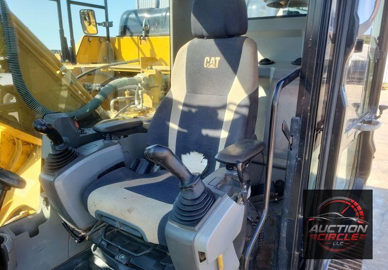 2019 Caterpillar  326F L excavator