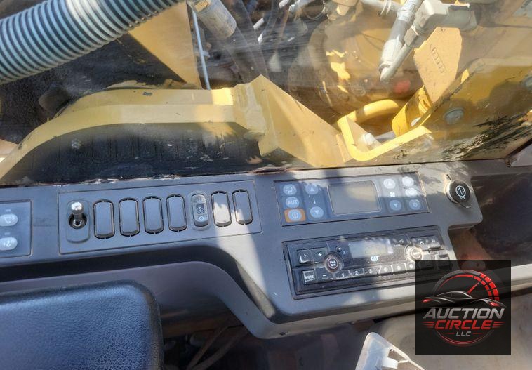 2019 Caterpillar  326F L excavator