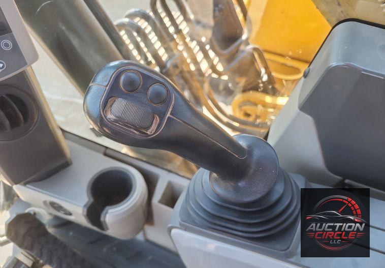 2019 Caterpillar  326F L excavator