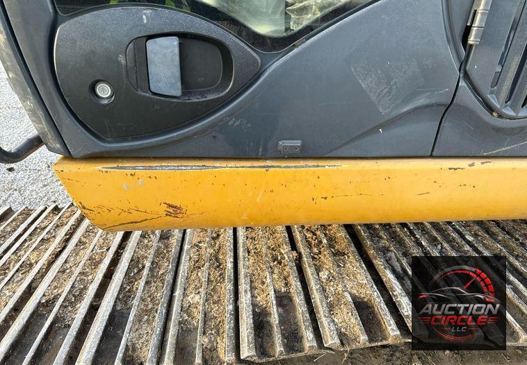 2013 John Deere 245G LC excavator