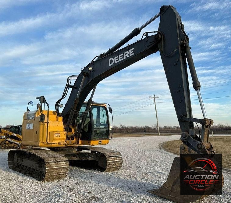 2013 John Deere 245G LC excavator