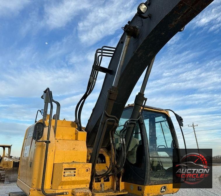 2013 John Deere 245G LC excavator