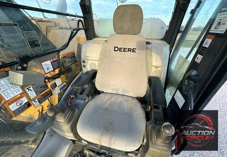 2013 John Deere 245G LC excavator