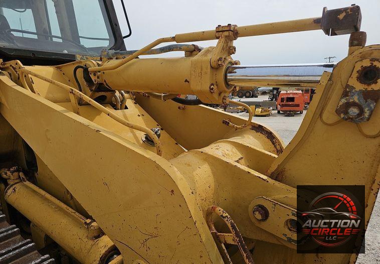 2002 Caterpillar  963C LGP track loader